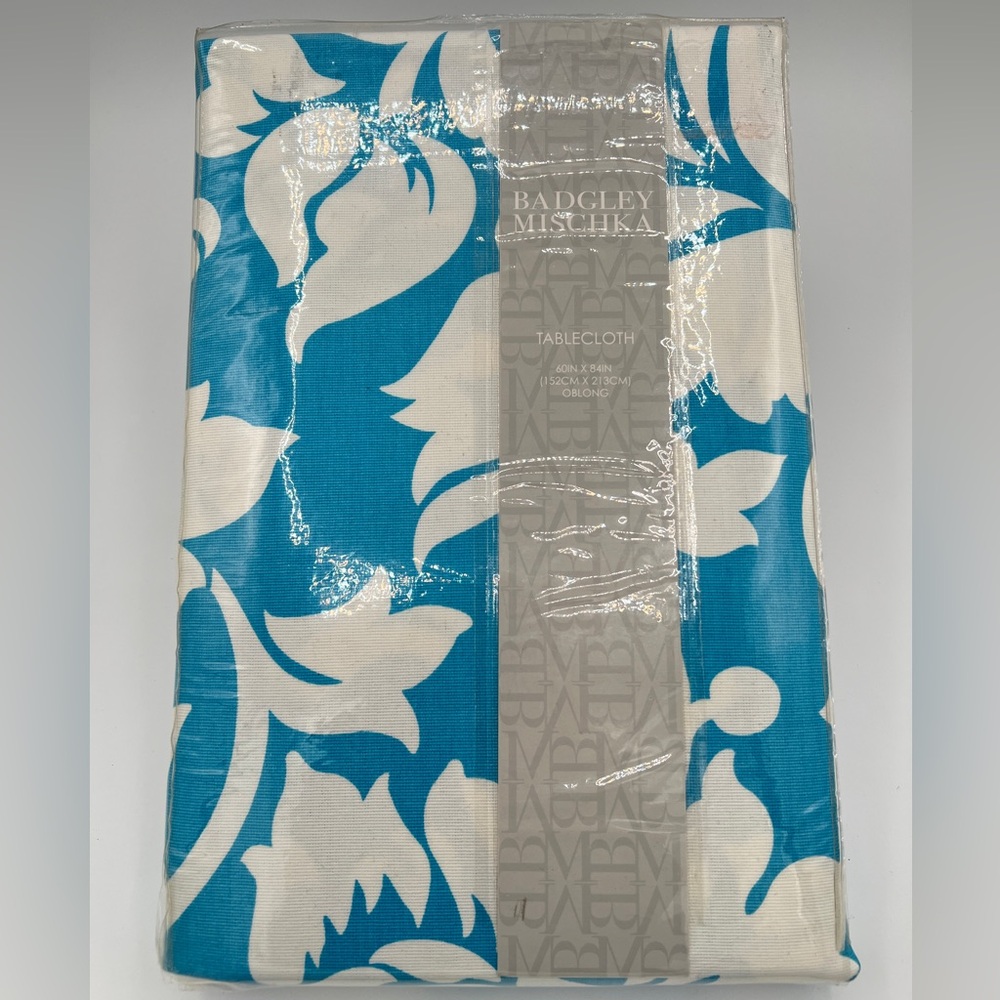 NWT Tablecloth 60”x84”